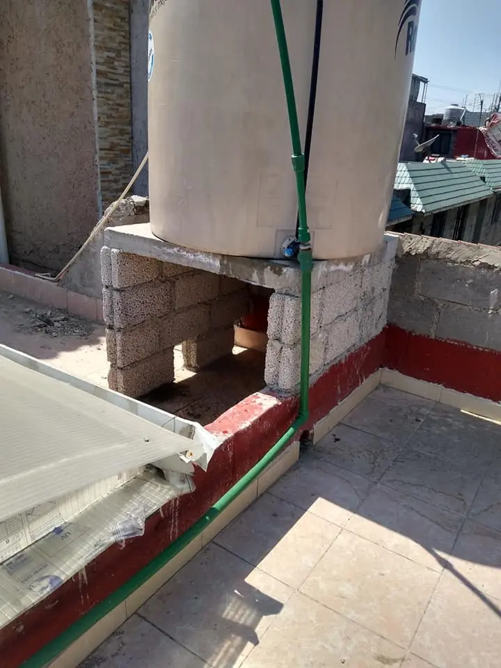 Servicio de una Tinaco Plomeria